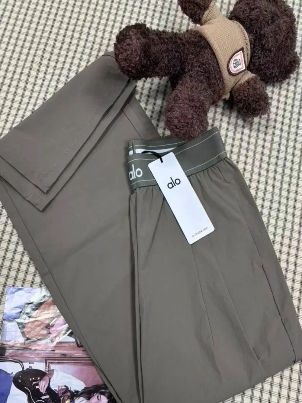 🤍Alo Yoga Suit Up Trouser Olive Regular Loose Straight Leg 30